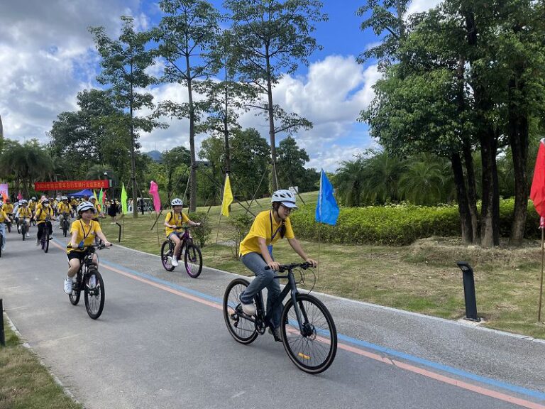 7月18日，第一屆桂台青年自行車騎行友誼賽在廣西柳州市開賽。