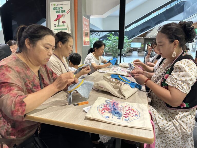 【綿陽專刊】北川羌族的鄉村振興之路 羌繡融入文旅產業