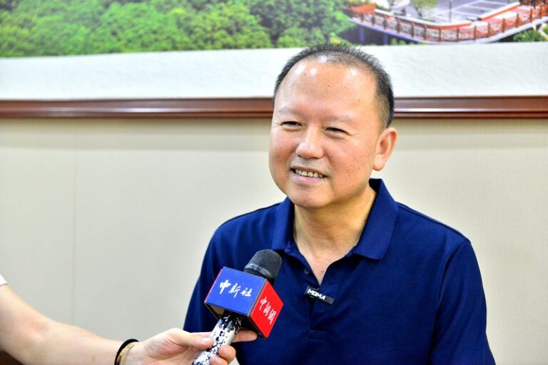 9月19日，福建省長泰縣正士餐具有限公司董事長林器特接受中新社記者採訪。 中新社
