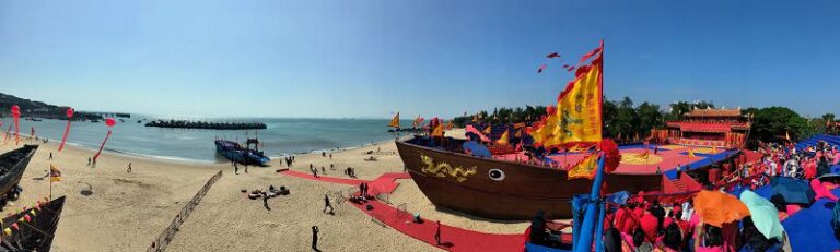 紀念媽祖羽化升天海祭祈福大典 在湄洲島盛大舉行。