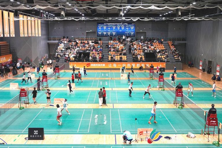 12月21日，首屆晉港澳台羽毛球交流賽在山西太原揮拍開賽。