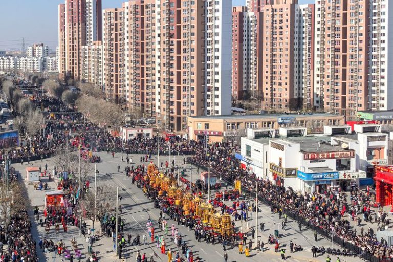 2月13日，中國國家級非物質文化遺產代表性項目媽祖祭典（葛沽寶輦會）在天津啟幕，現場熱鬧非凡。中新社