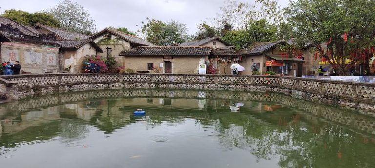 鵬桐村裡景色優美(蔡叔涓攝)