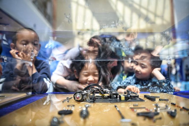 京津冀少年兒童智能博覽會開幕