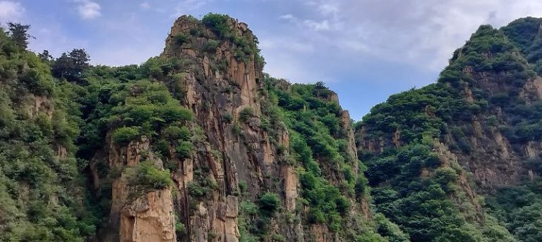 秦皇島4A級景區祖山。(蔡叔涓攝)