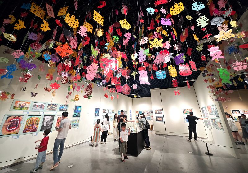 第十六屆海峽兩岸少兒美術大展福州首展 探尋生命萬象
