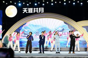 兩岸客家鄉親齊聚福建龍岩話鄉情