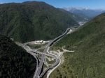 世界自然遺產九寨溝開通高速公路