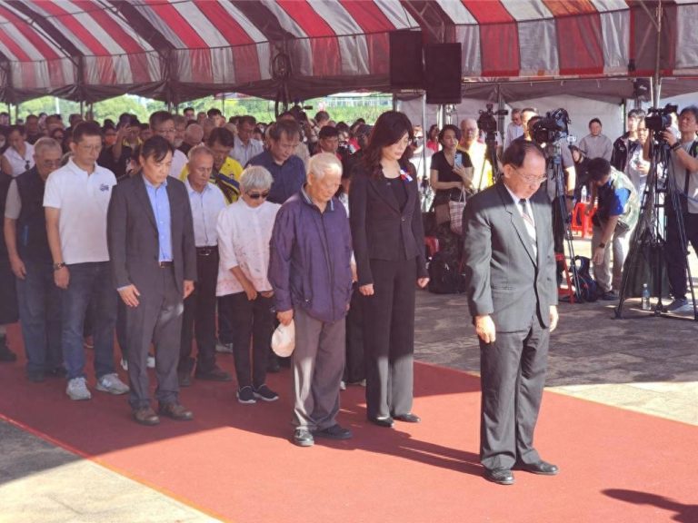 鄭麗文不懼毀謗參加秋祭 兩岸專家分別賦詩讚其胸懷魄力