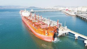 超大型CABU船首次靠泊福州港