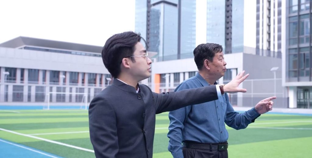 從「北外台生」變身「灣區校長」，他和同學們一起打拼「上岸」