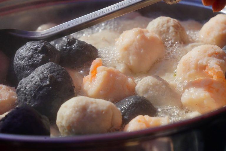 煙火同源味相融 兩岸同心樂相聚