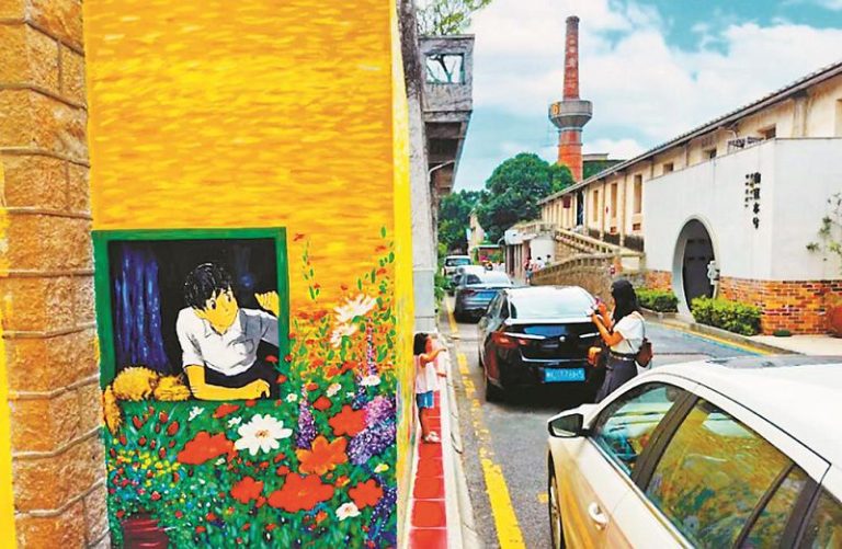 每一棟老廠房都是一台「時光機」