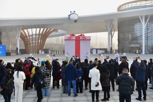 熊貓「新家」首日迎客！綿陽中華大熊貓苑開啟試運營