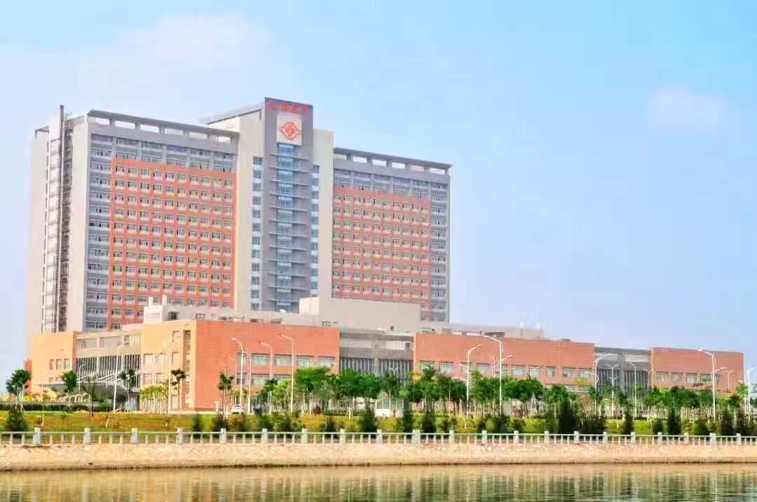 醫者仁心架海峽 大愛長庚暖僑心 臺胞眼中的廈門長庚醫院醫者風采 (2)