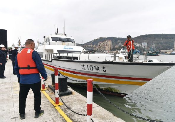 圖為「吉順10號」客輪抵達福州港黃岐客運站碼頭。 中新社