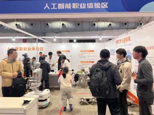 3月14日，2026年春季大型招聘會暨職引未來——全國城市巡迴招聘北京站活動在中國國際展覽中心舉行。