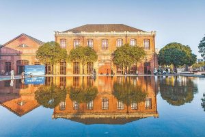 建於1867年的馬尾船政繪事院和輪機車間，近年來作為工業遺產被活化利用。