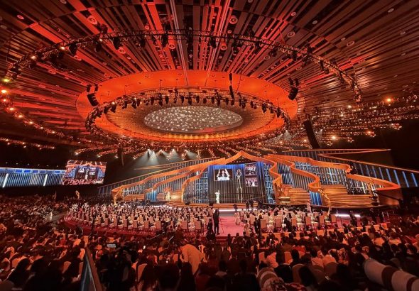 4月16日，第十六屆北京國際電影節開幕，開幕式在北京雁棲湖國際會展中心舉行。 中新社