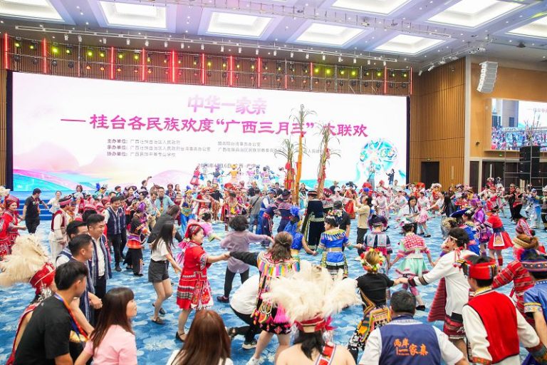 F69e0e8d40cf219fa59940597