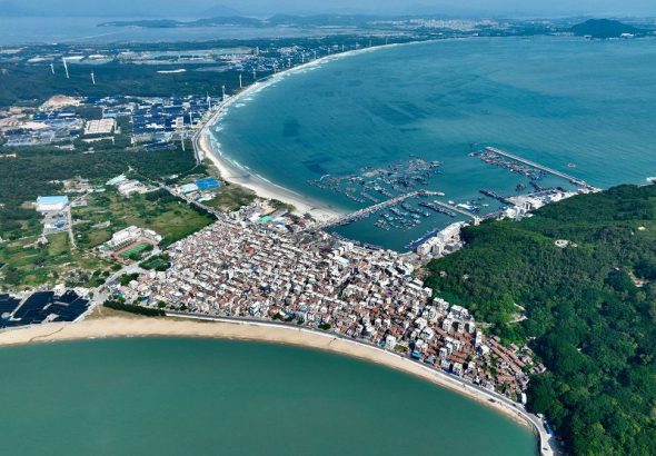 新华全媒头条｜夯实中国式现代化的底座——习近平总书记引领中国从脱贫攻坚迈向乡村全面振兴（9）XxjpsgC000172_20260227_PEPFN0A001