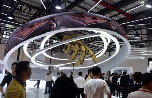 圖為竹制空間裝飾（竹手指）。 中新社