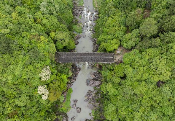 這是5月14日拍攝的百祥橋（無人機照片）。百祥橋地處寧德市屏南縣，始建於宋代，為全國重點文物保護單位。新華社