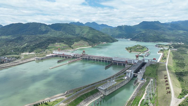 航拍廣西大籐峽水利樞紐工程。