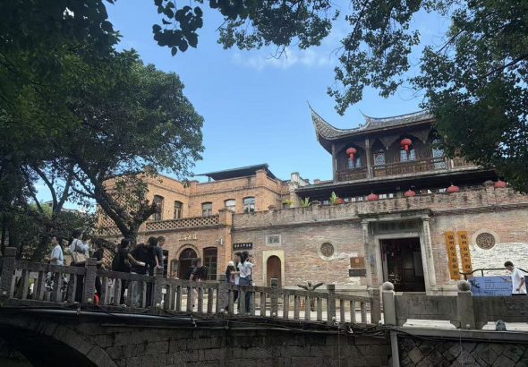 8月17日，福州上下杭歷史文化街區吸引遊人打卡。